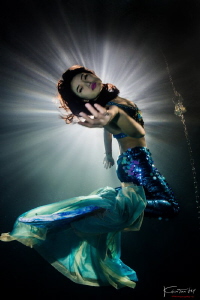 Mermaid queen by Kelvin H.y. Tan 